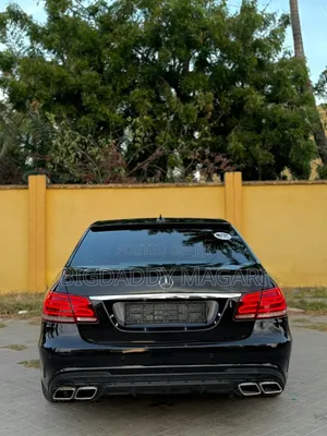 Mercedes-Benz E-Class 2015