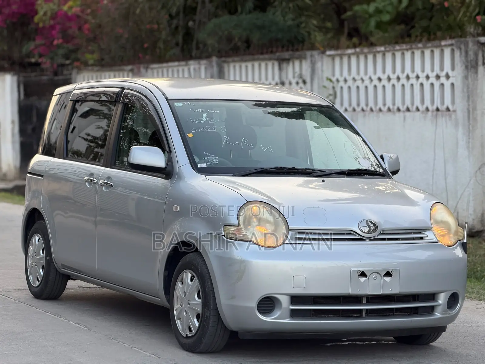 Toyota Sienta 1.5 FWD 2007 Silver
