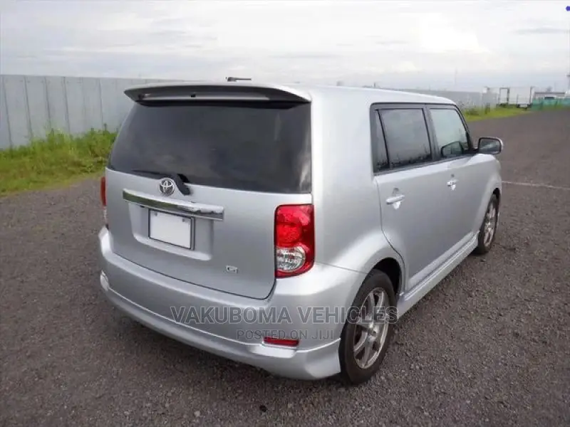 Toyota Corolla Rumion 2007 Silver