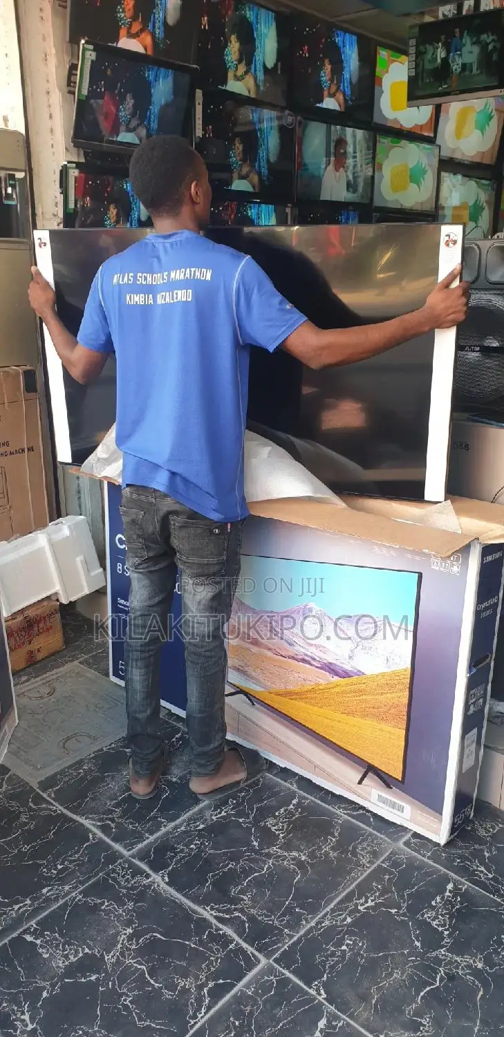New Samsung TV 8 Series Tu8000 55 Inches