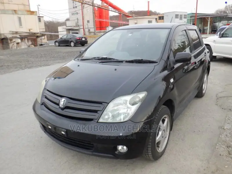 Toyota IST 2004 Black