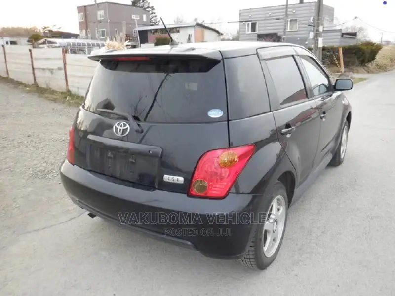 Toyota IST 2004 Black