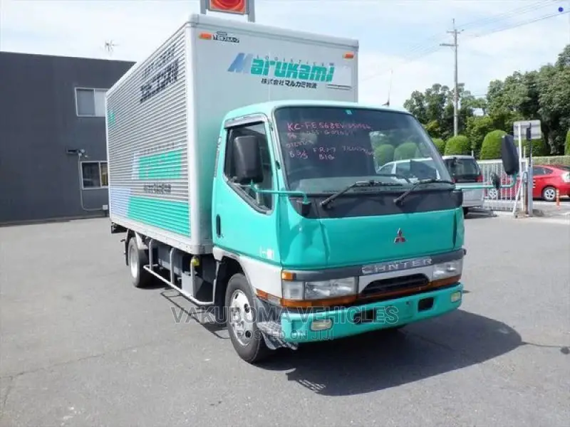 Mitsubishi Canter 1997 Green