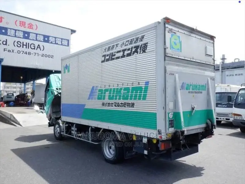 Mitsubishi Canter 1997 Green