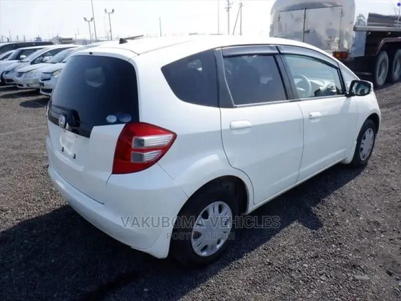 Honda Fit 2008 White