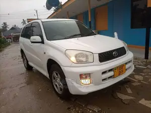 Toyota RAV4 2008 White