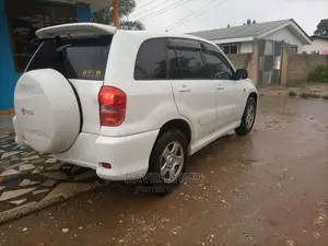 Toyota RAV4 2008 White