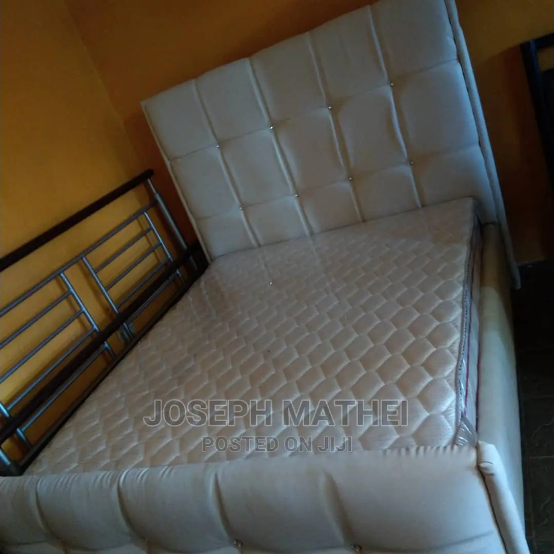 Vitanda Ysofa Na Magodoro