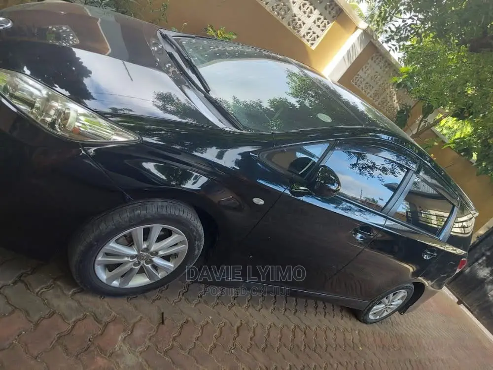 Toyota Wish 2011 Black