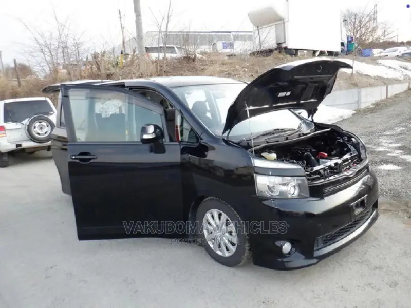 Toyota Voxy 2008 Black
