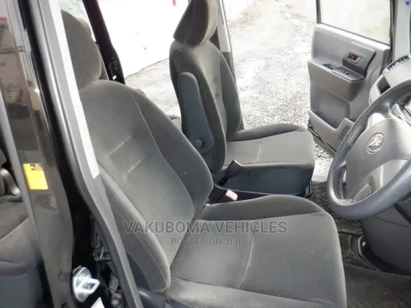 Toyota Voxy 2008 Black