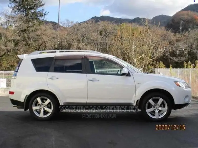 Mitsubishi Outlander 2005 White