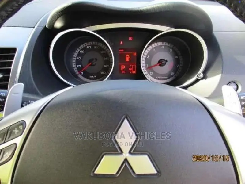Mitsubishi Outlander 2005 White