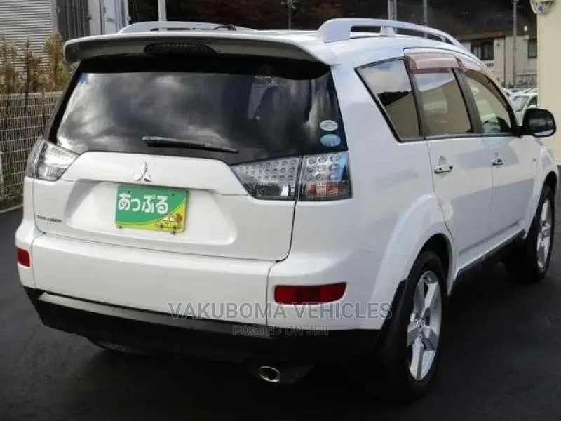 Mitsubishi Outlander 2005 White