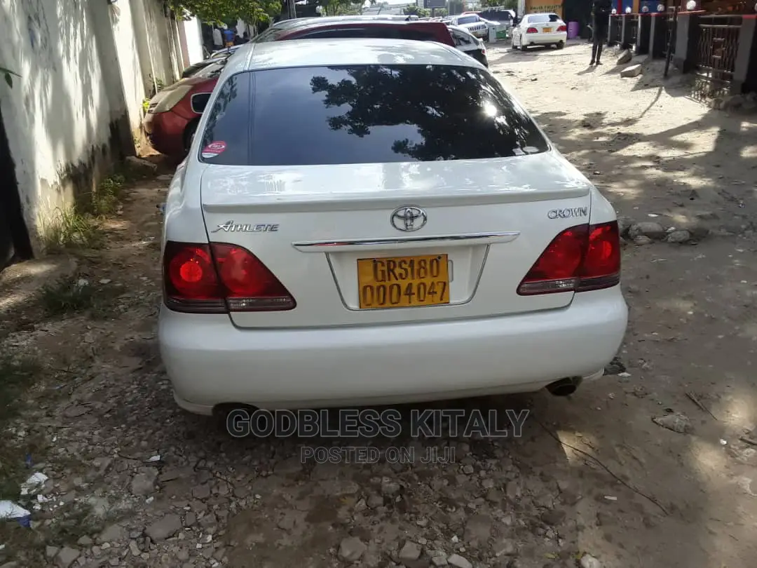 New Toyota Crown 2005 White