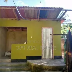 2 Bedrooms House for Sale in Evans Mansah, Ilala