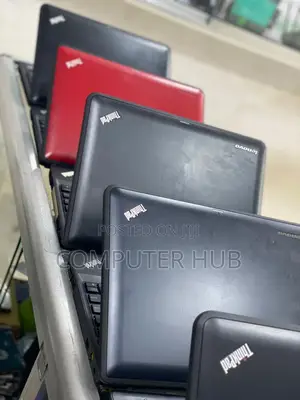 Laptop Lenovo ThinkPad X131e 4GB Intel Core 2 Duo HDD 320GB