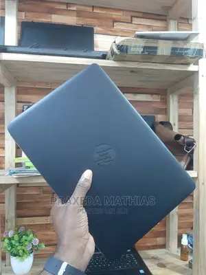 Laptop HP EliteBook 820 G2 4GB Intel Core I5 HDD 500GB