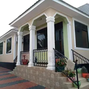 130mil ( House for Sale at Tegeta Mivumoni)