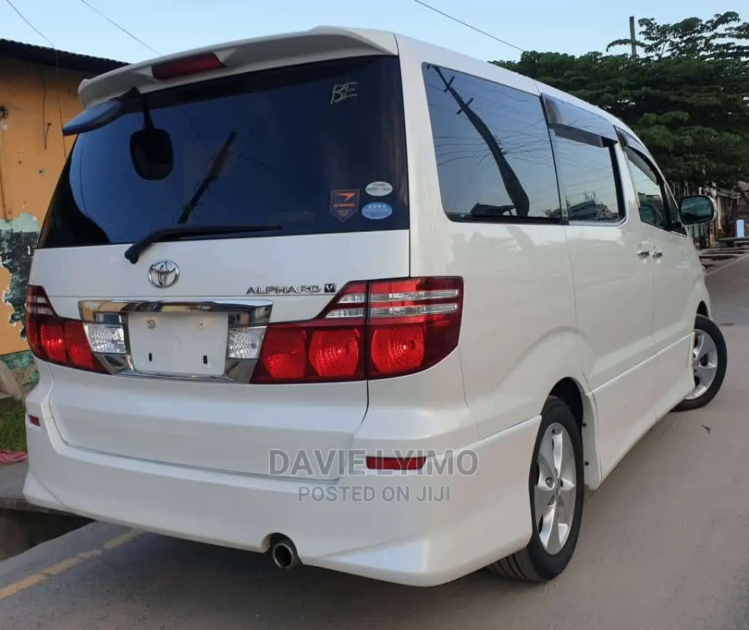 Toyota Alphard 2007 White