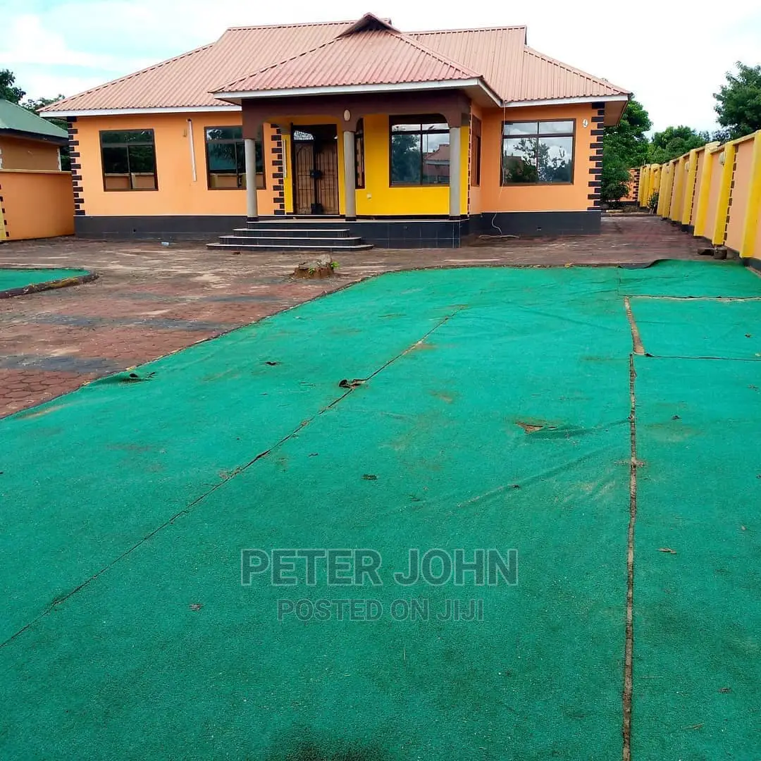 3bdrm House in Kinondoni for Sale