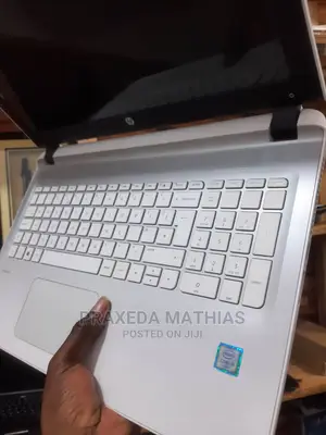 Laptop HP Pavilion 15 8GB Intel Core I5 HDD 500GB