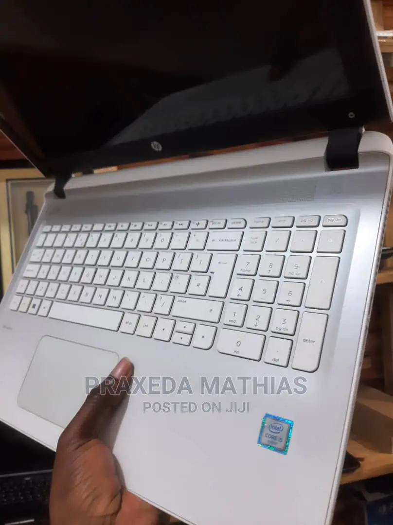 Laptop HP Pavilion 15 8GB Intel Core I5 HDD 500GB