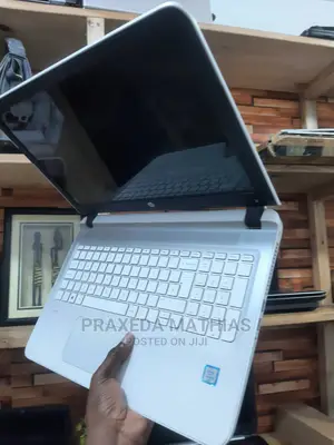 Laptop HP Pavilion 15 8GB Intel Core I5 HDD 500GB