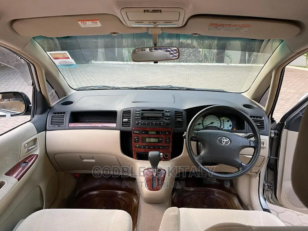 Toyota Corolla Spacio 2004 Beige