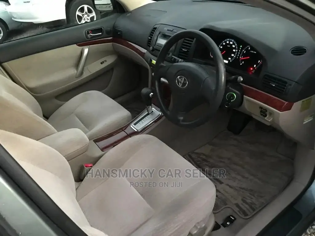 Toyota Premio 2004 Gray