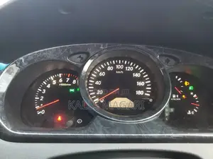 Toyota Kluger 2003 Silver