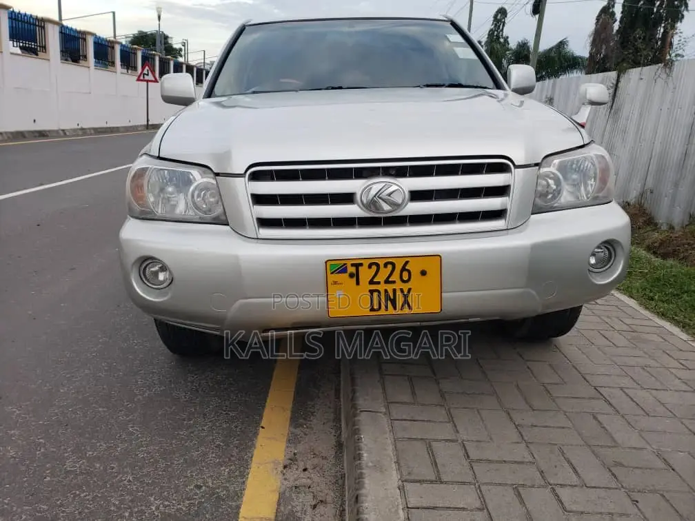 Toyota Kluger 2003 Silver