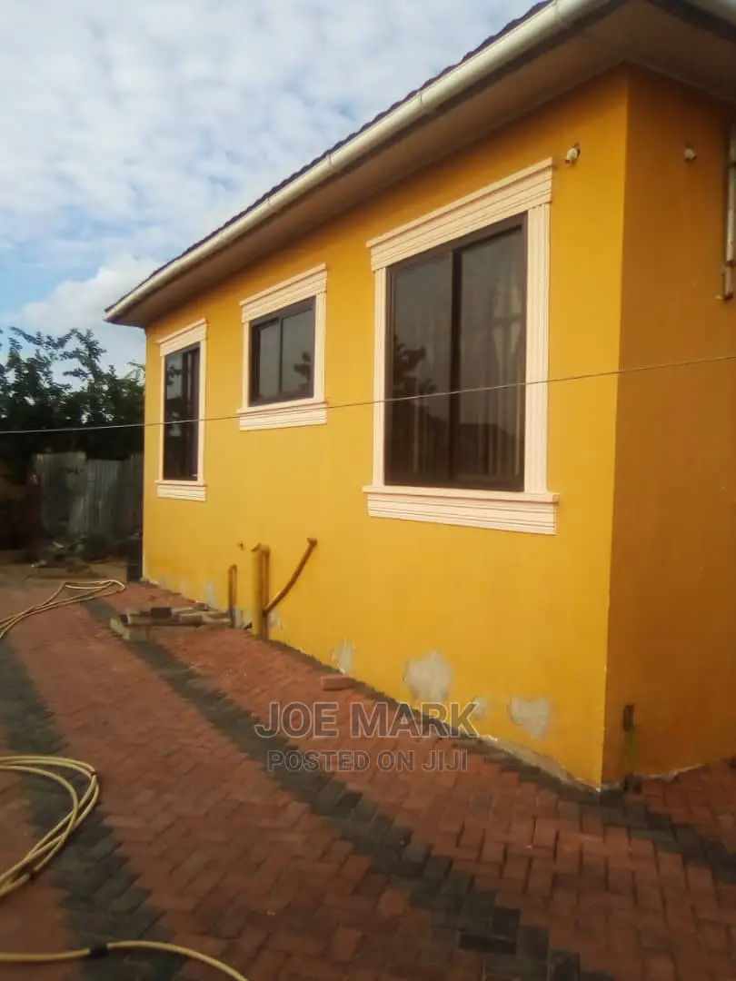 Furnished 3bdrm House in Mark Real Estate, Bunju for Sale