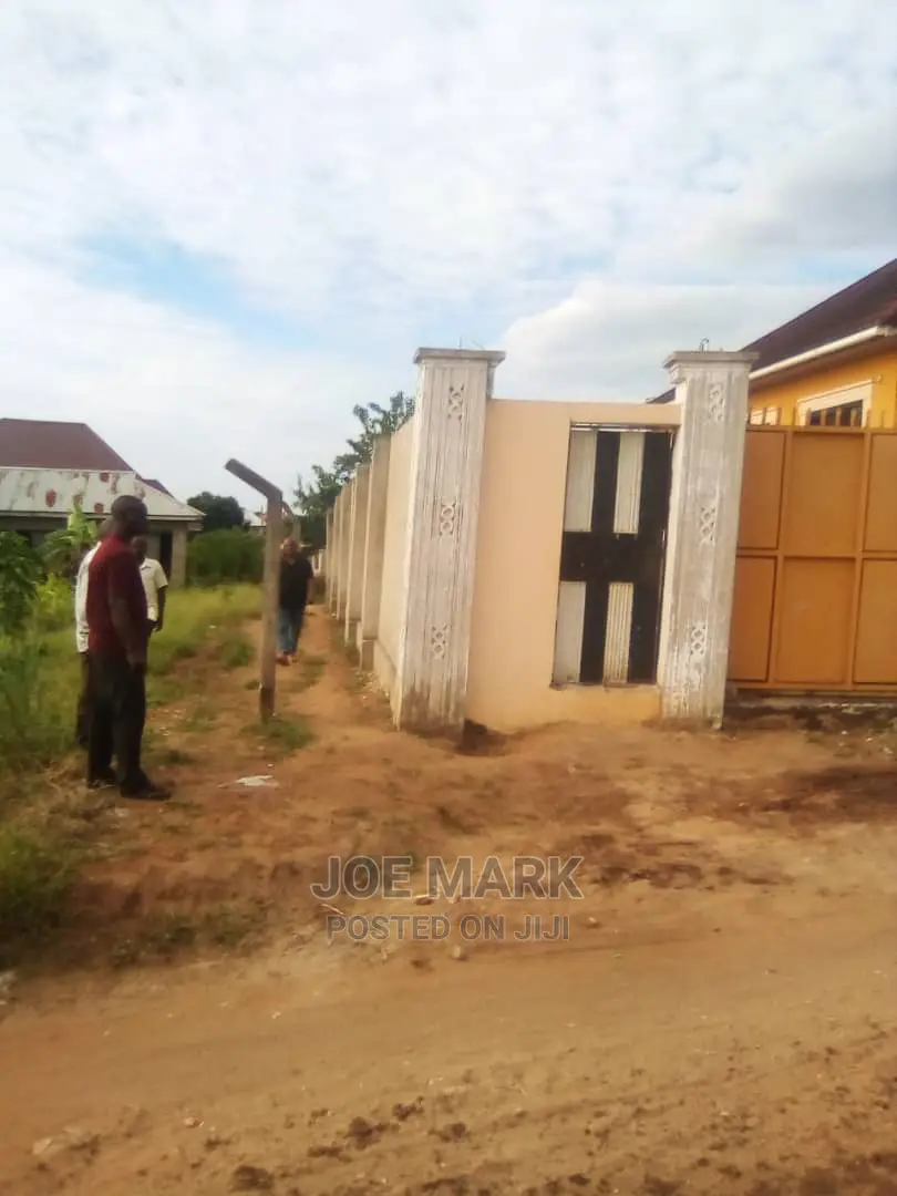 Furnished 3bdrm House in Mark Real Estate, Bunju for Sale