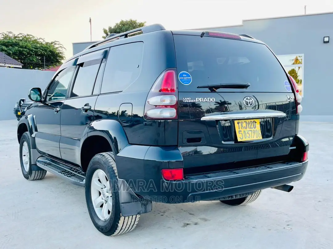 Toyota Land Cruiser Prado 2006 Black