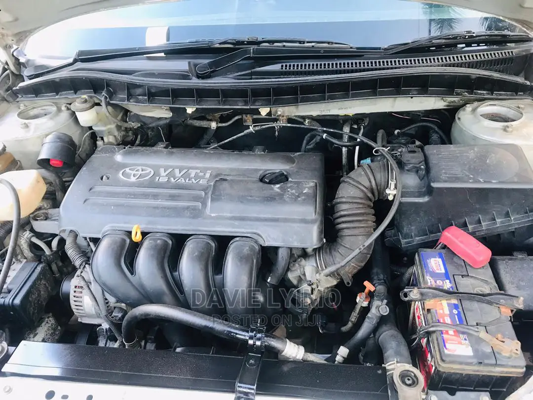 Toyota Corona 2004 Silver
