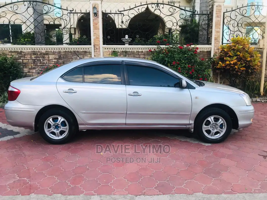 Toyota Corona 2004 Silver
