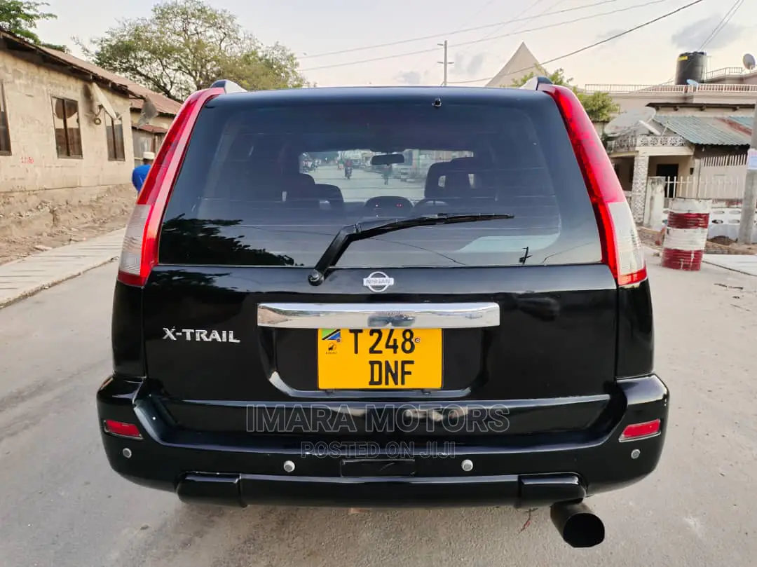 Nissan X-Trail 2004 Black