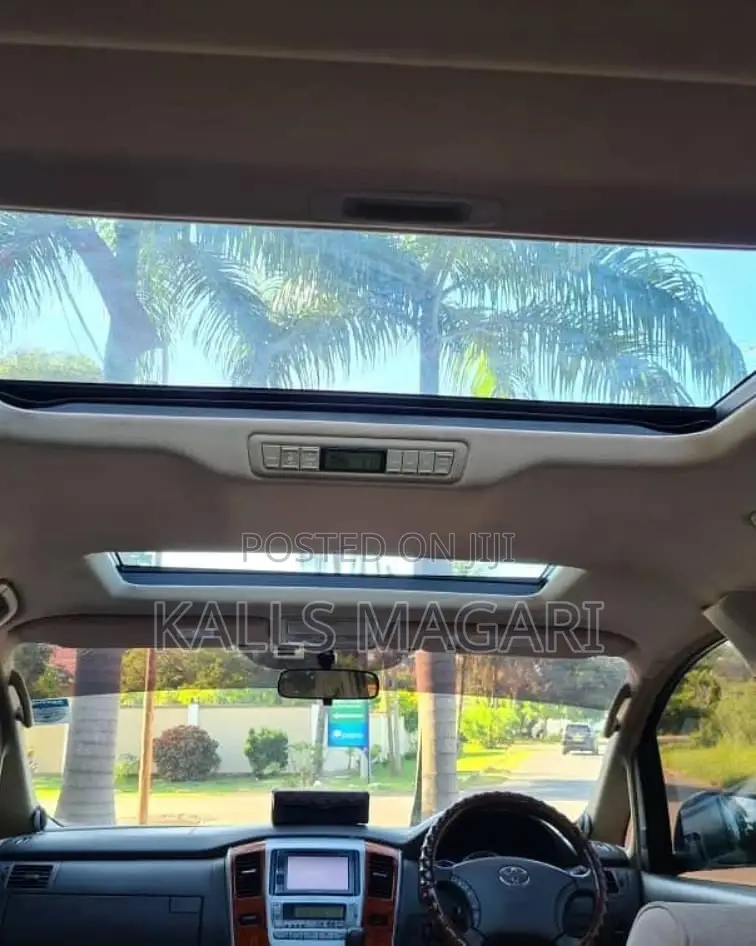 Toyota Alphard 2008 Silver