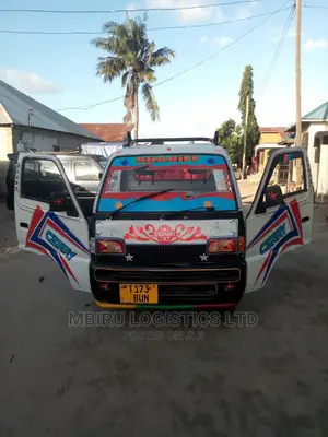 Suzuki Van 1999 White