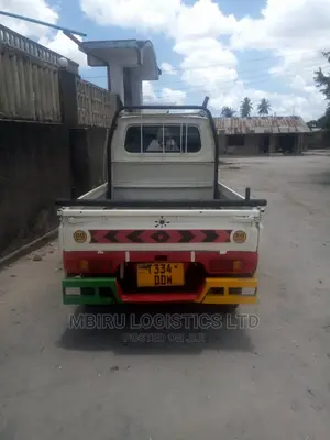 Suzuki TC 1999 White