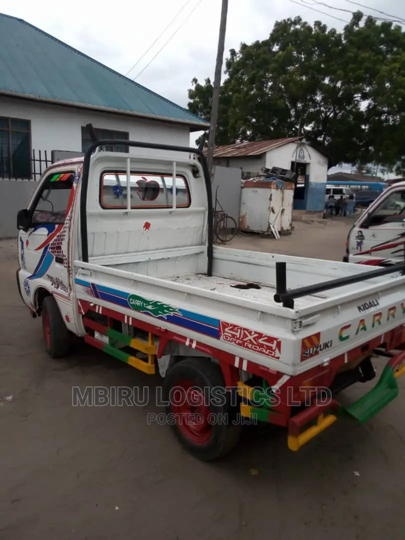 Suzuki TC 1999 White