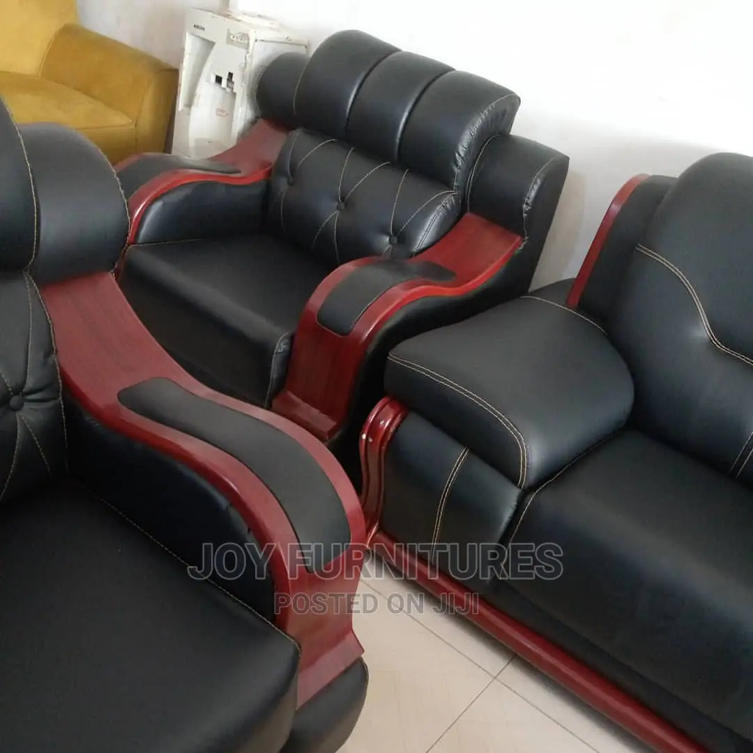 Big-Show Sofa Style