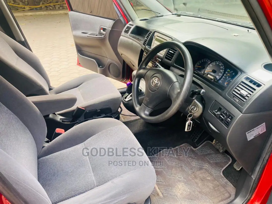 Toyota Corolla Spacio 2004 Purple