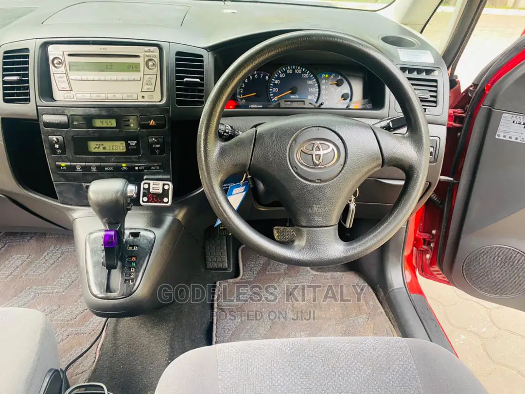 Toyota Corolla Spacio 2004 Purple