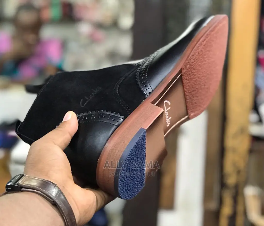 Clarks Black