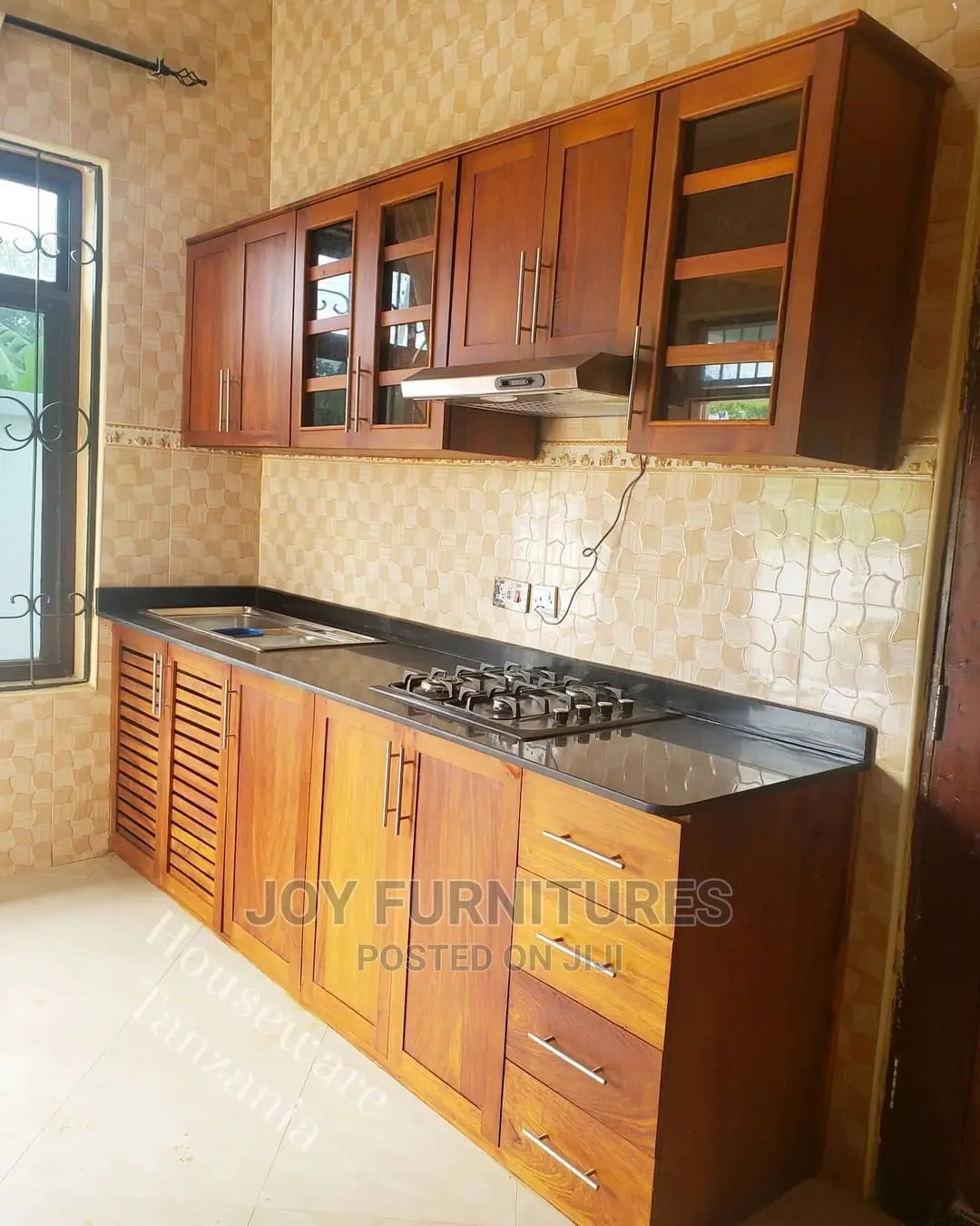 Kitchen Cabinets Design
