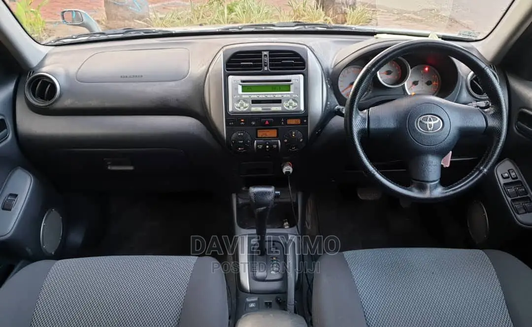 Toyota RAV4 2004 Silver