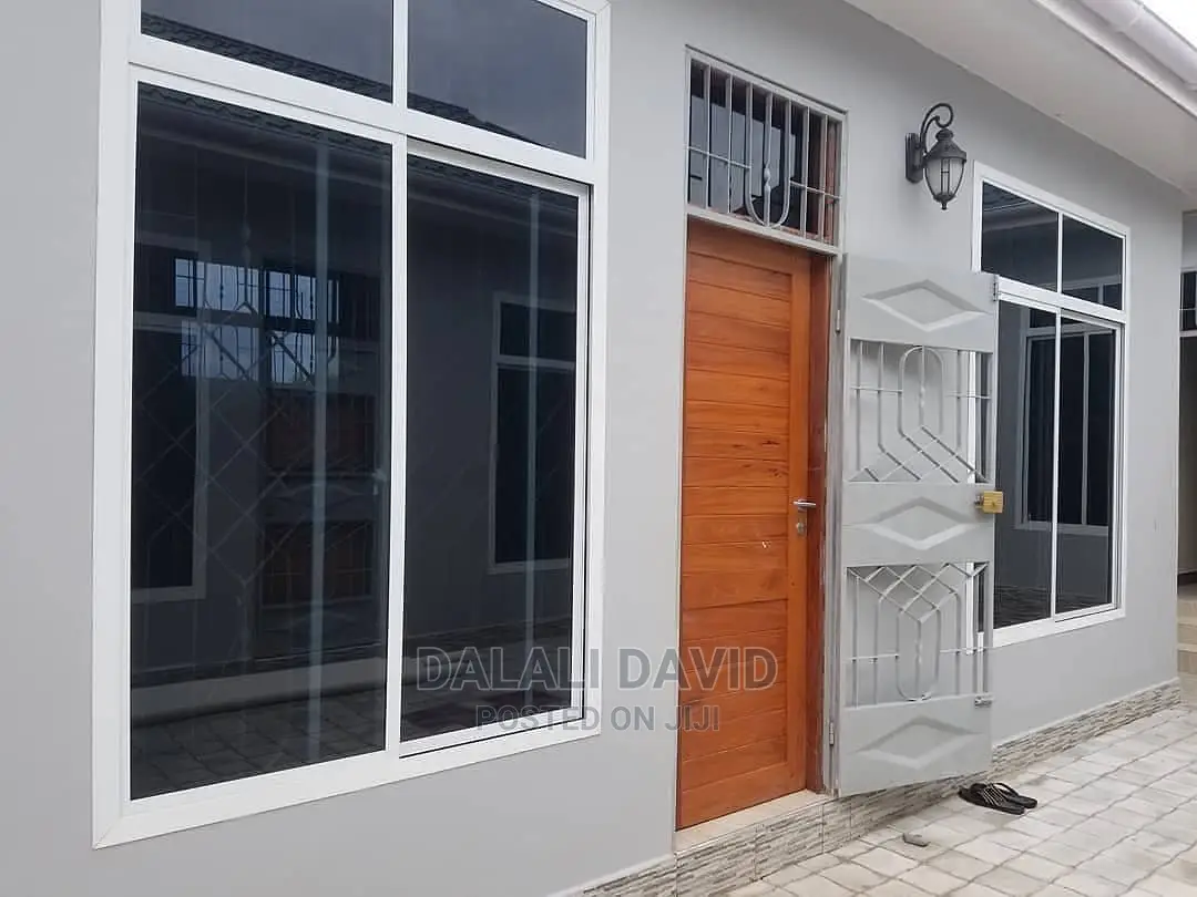 2bdrm Townhouse / Terrace in  for rent