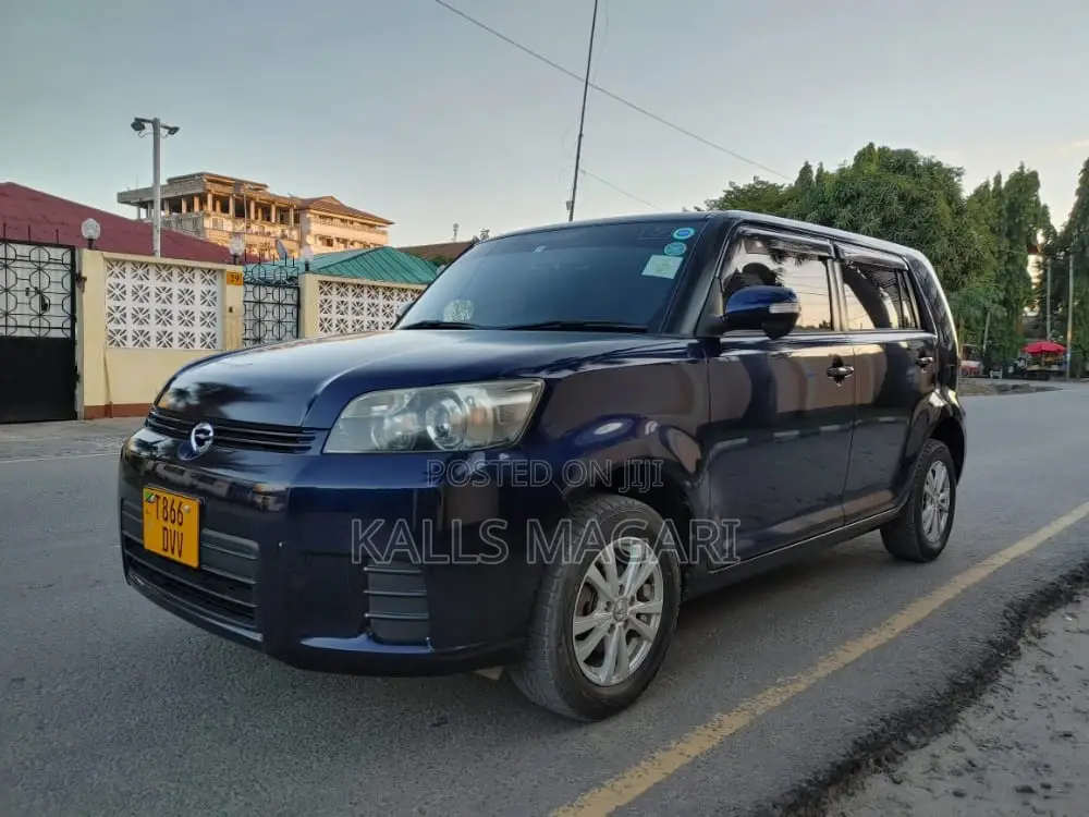Toyota Corolla Rumion 2009 Blue